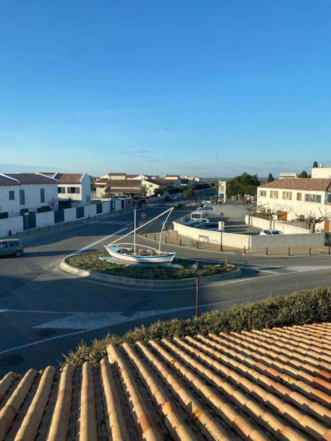 Appartement Duplex Climatise Le Trident Сент-Марі-де-ла-Мер Екстер'єр фото