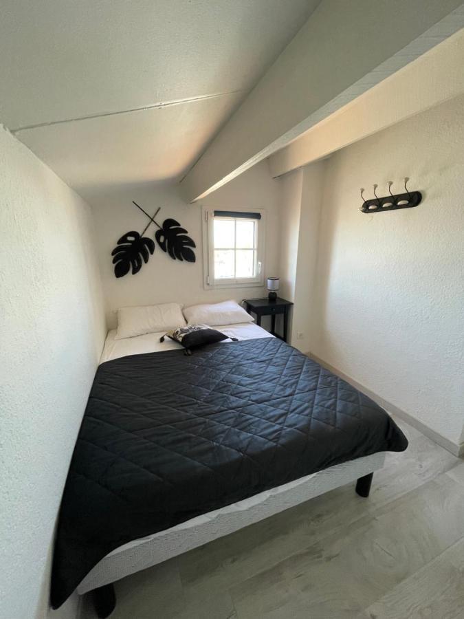 Appartement Duplex Climatise Le Trident Сент-Марі-де-ла-Мер Екстер'єр фото