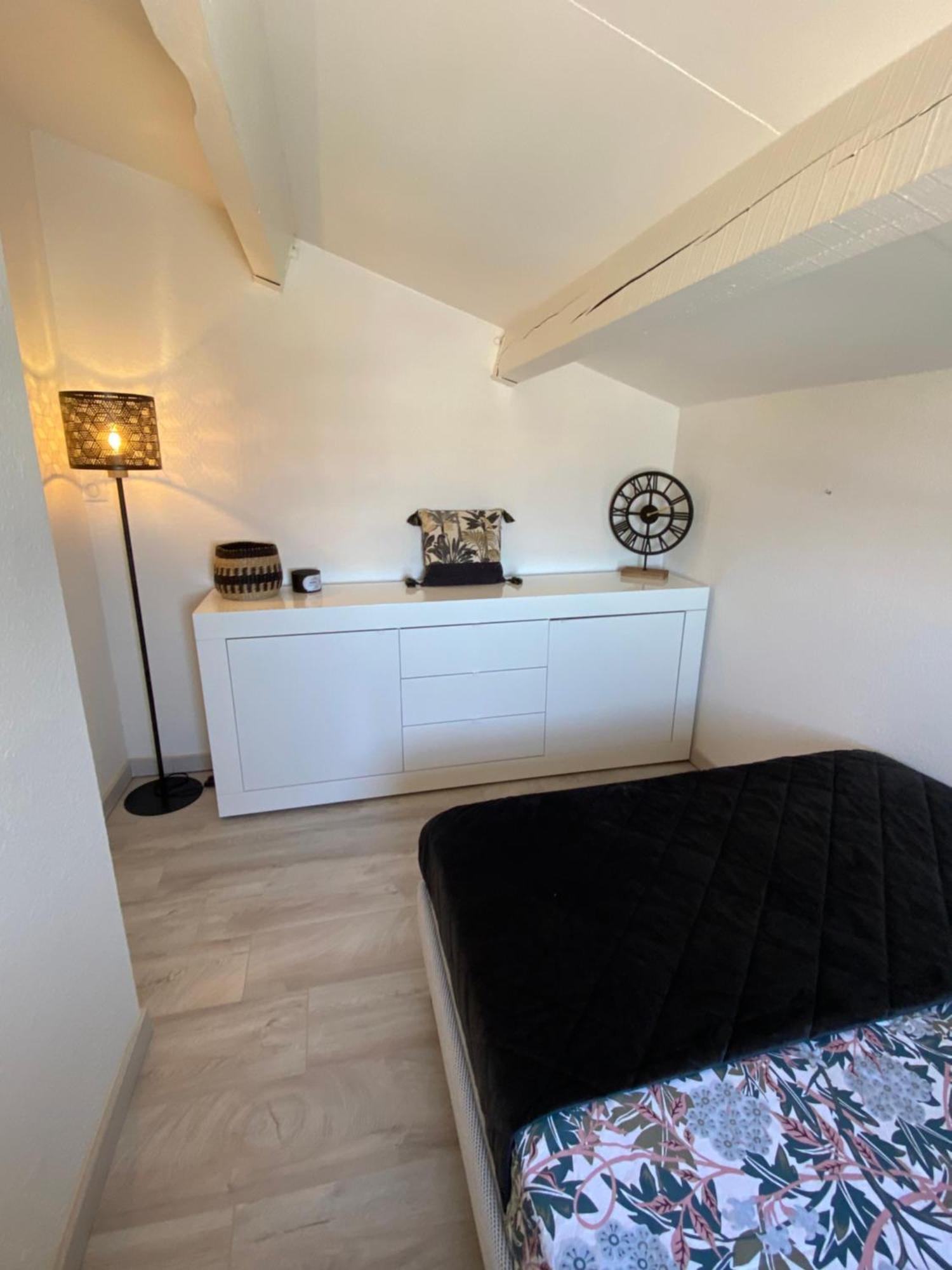 Appartement Duplex Climatise Le Trident Сент-Марі-де-ла-Мер Екстер'єр фото